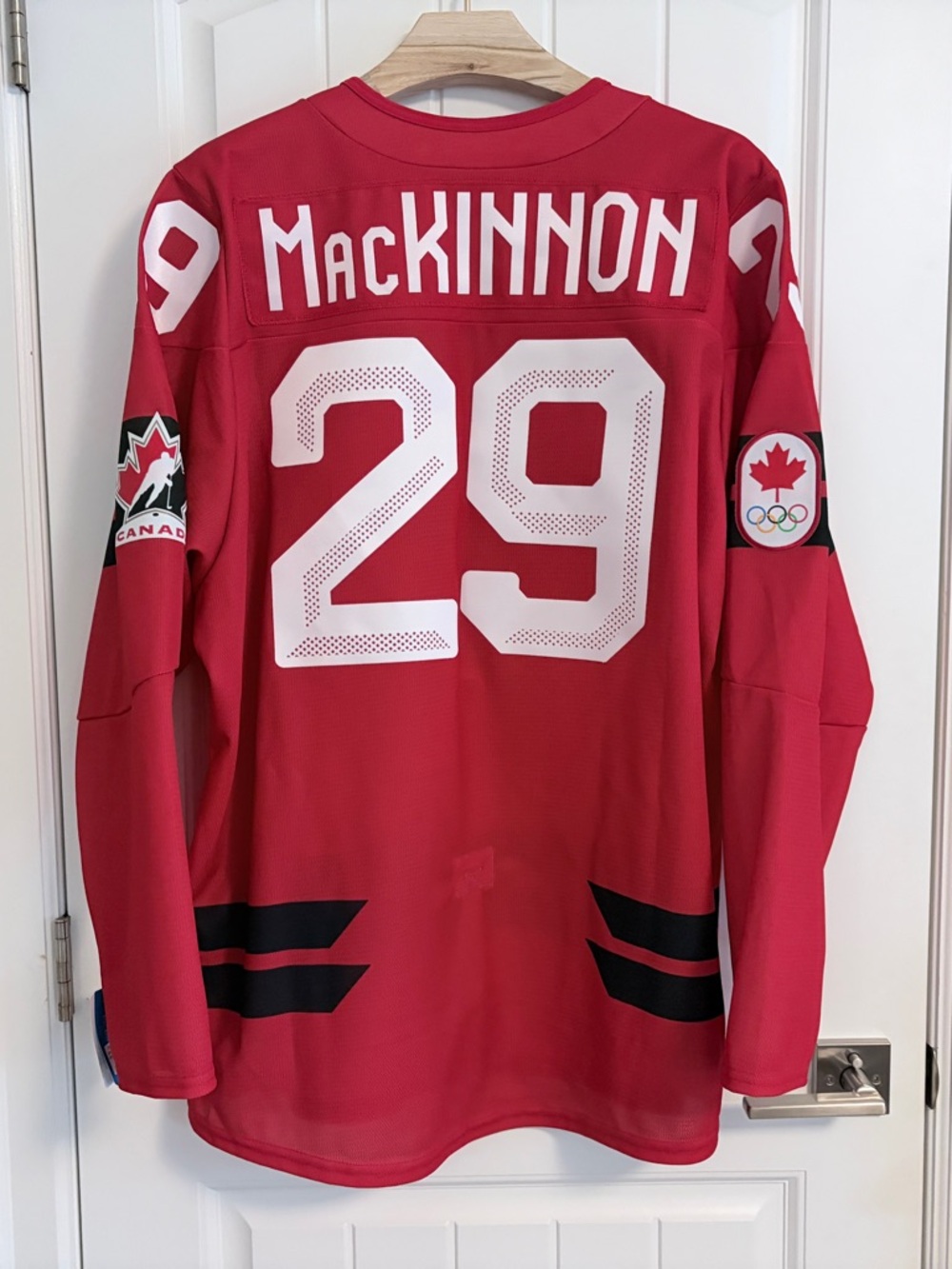 BNWT Authentic Bauer 2026 Olympics Canada Nathan MacKinnon Semi Pro Jersey 54